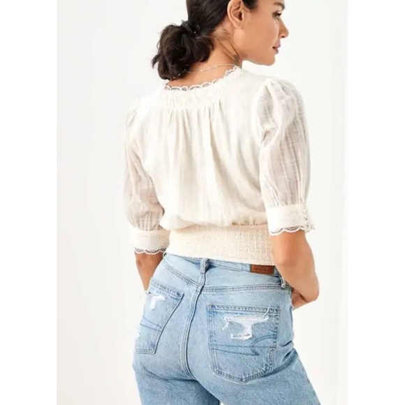 American Eagle Outfitters Lace Trim Puff Sleeve Cream Top in XXL - Picture 2 of 12